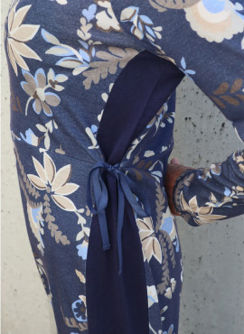 長袖ワンピース