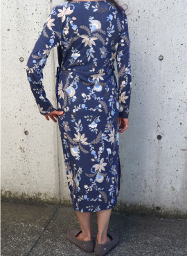 長袖ワンピース