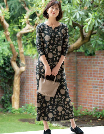 8分袖ロングワンピース