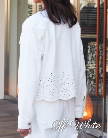 カットワーク刺しゅうブルゾン¥28,600 オフホワイト