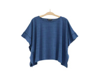 ポンチョ⾵プルオーバー