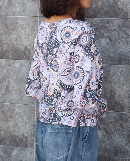 ⻑袖プルオーバー×デニムワイドパンツ