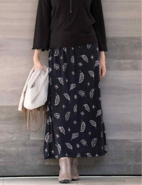 ロングスカート  ¥18,480（税込）