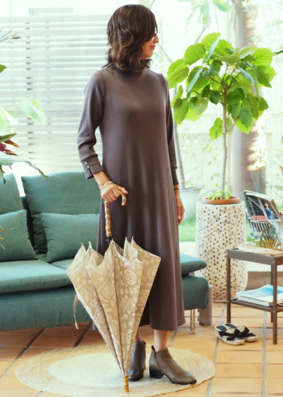 オリジナル⻑傘×8分袖ワンピース