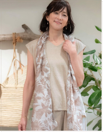 フレンチスリーブプルオーバー