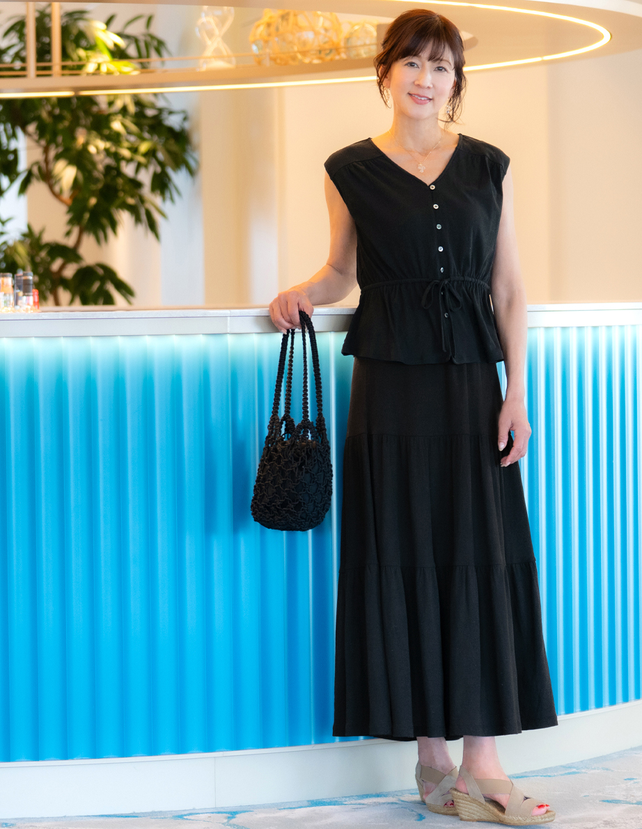 フレンチスリーブプルオーバー×ワイドパンツ