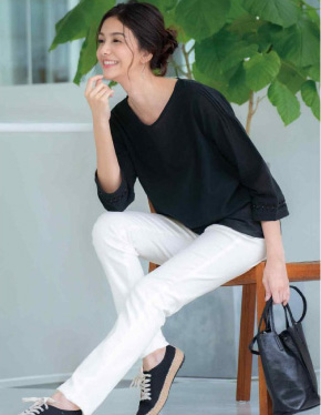 タイトスリムパンツ