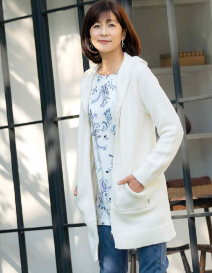 長袖ニットパーカー