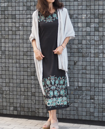 久しぶりの再会に大人上品ワンピース