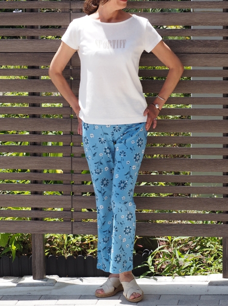 フラワーブーツカットパンツ