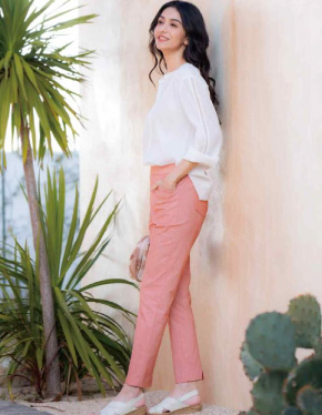 美・シルエットパンツ