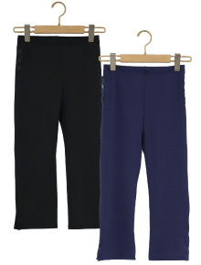 7分丈レギンスパンツ(ウエストゴム/⽔陸両⽤)¥12,100