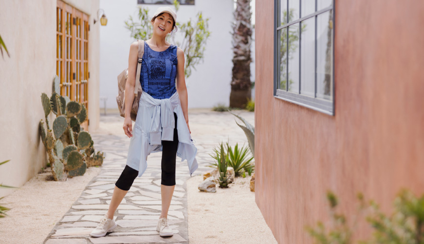 旅⾏から⽇常まで使えるスリム&リゾートスタイルを。