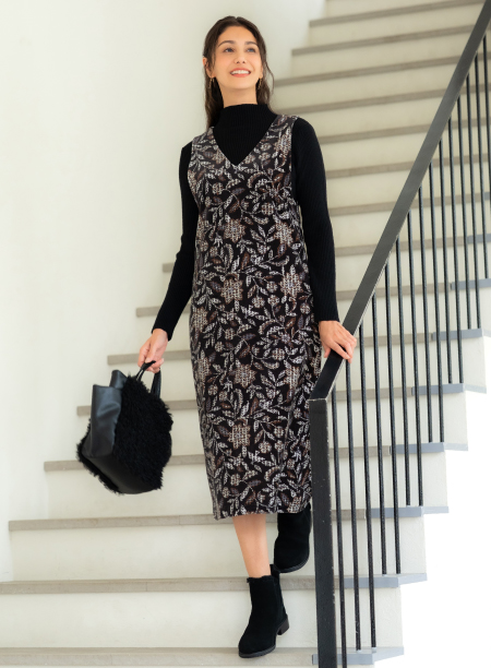 「定番ストレッチベロア/冬花」ノースリーブワンピース¥25,080