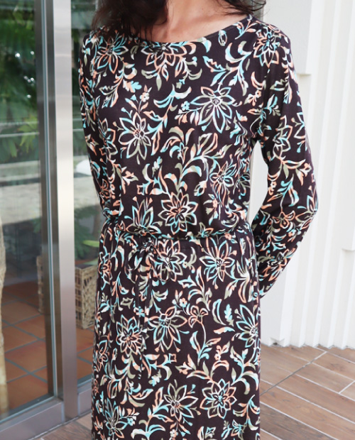 長袖ワンピース