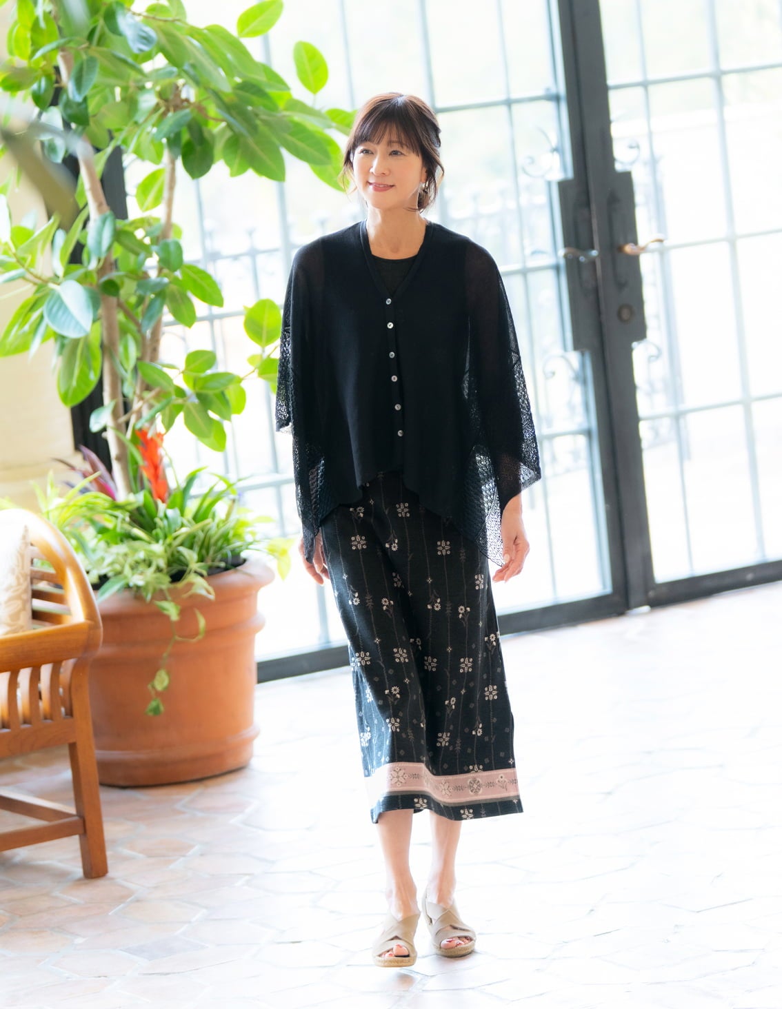 COMME des GARÇONS 透かし編みポンチョ COMME des GARÇONS 透かし編みポンチョ 【公式通販】